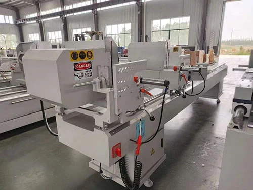 400mm Çift Kafa hassas Kesim Testere PVC Pencere Profili İşleme Ekipmanları