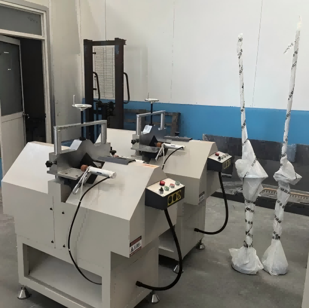UPVC Pencereler için Ağır Hizmet Tipi Hassas Cam Çıtası Kesme Makinesi