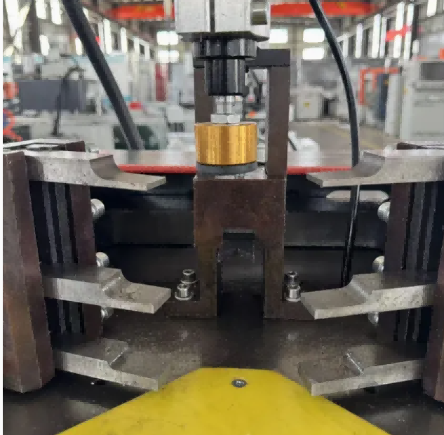 Yüksek Mukavemetli 140mm Alüminyum Köşe Birleştirme Makinası